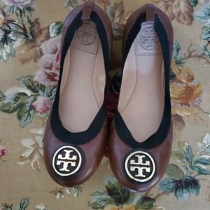 Tory Burch Caroline 2 Mestico Java/Black Flats